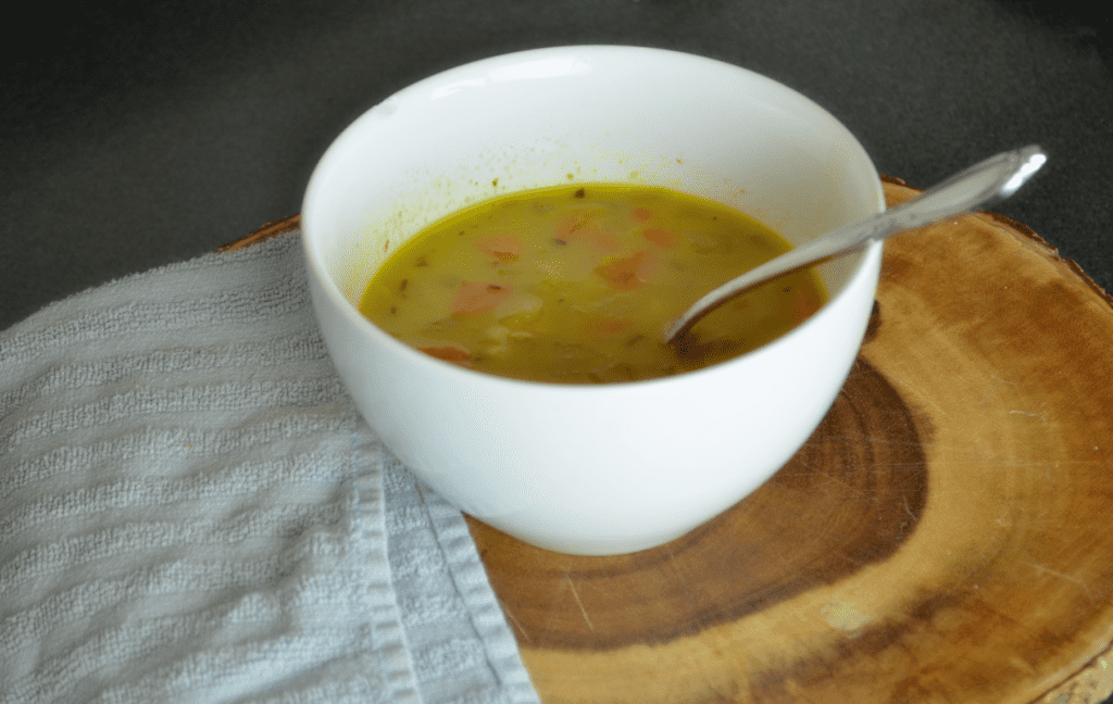bowl of mulligatawny soup