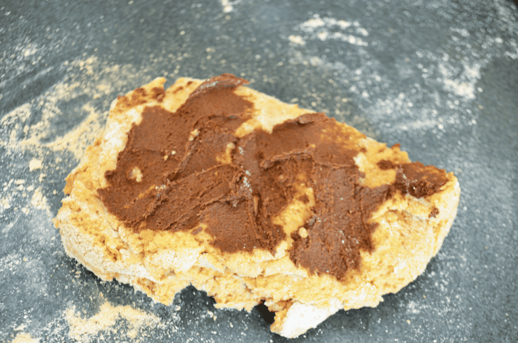 Cinnamon scones streusel filling